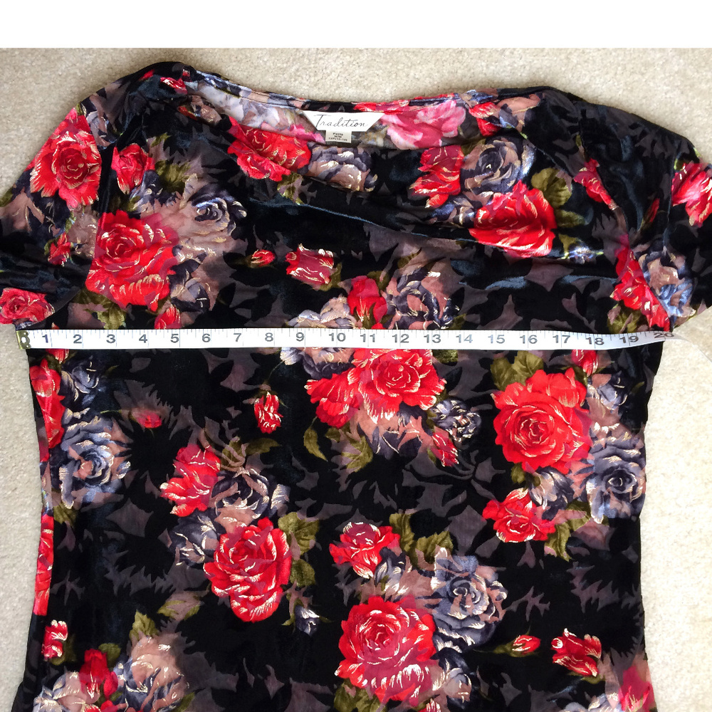 Tradition Semi Sheer Black Velvet Floral Blouse PM - Picture 7 of 8